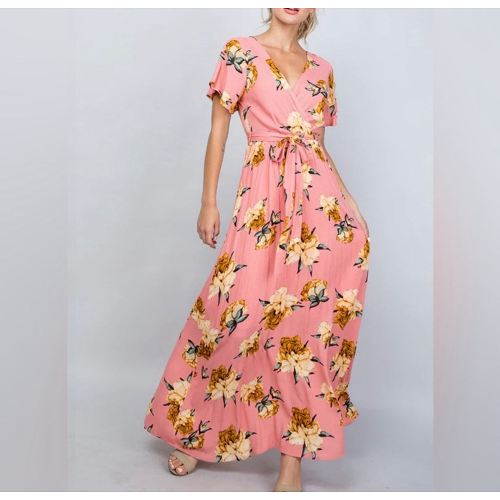Pink Floral Maxi, size L. RS 29